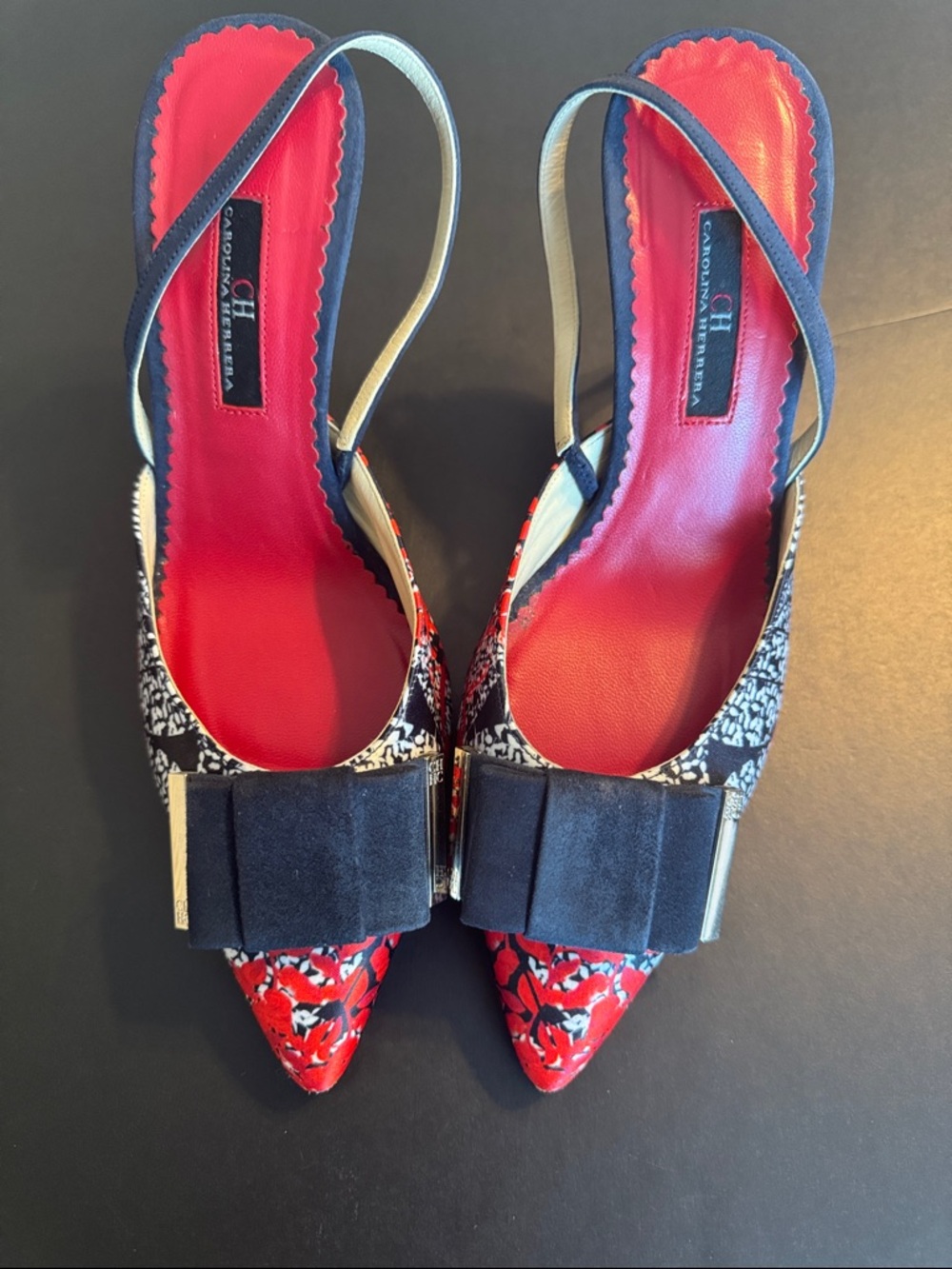 Carolina Herrera Red Black Floral Pointed Toe Slingback Pumps